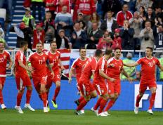 PG电子官网-精彩进球集锦，球场上风生水起的简单介绍