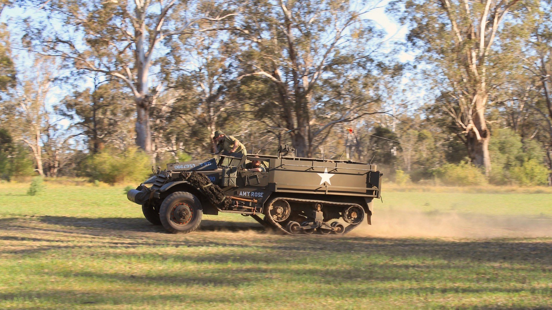 PG电子官方-黄蜂群起蛰热火，戈贝尔一柱定天—防守巨塔如何化身关键先生